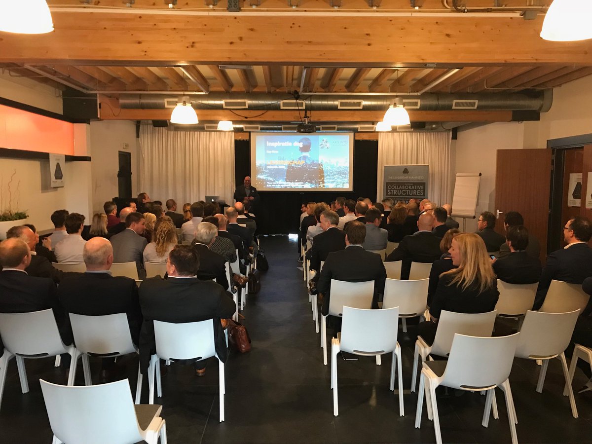 Inspiratiedag #leadership en #continuorganiseren 
#wendbareorganisatie nog een volle laatste keynotesessie met <a href="/michaelbres/">MICHAΞL</a> @mikespieker20