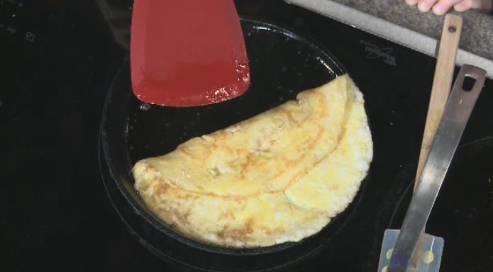 CTVYMAtlantic's tweet photo. ICYMI: Making parmesan cheese omelettes with @bitesizedk, plus
tips on how to get kids cooking! https://t.co/8H9NpUvyWk https://t.co/v4QM5pLDf9