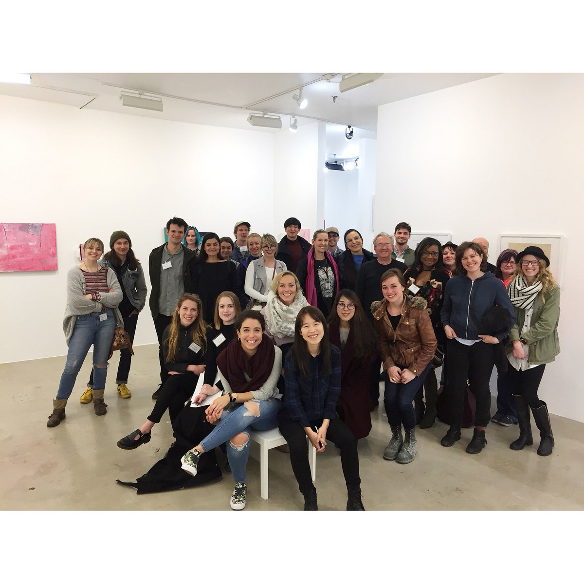 Ccolaccola's tweet photo. New admitted MFA candidates here visiting campus earlier this week@WUSTL @SamFoxSchool @SamFoxSchool @kemperartmuseum shown here visiting @bdavidgallery a wonderful group for the MFA class of 2020 https://t.co/CiUyy1A9n8