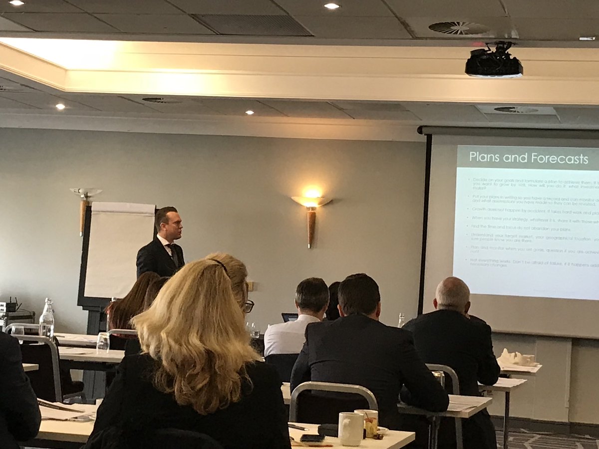 David Green of @Strategic_Prtnr  taking at the BDLS Compliance Conference today of law firm growth