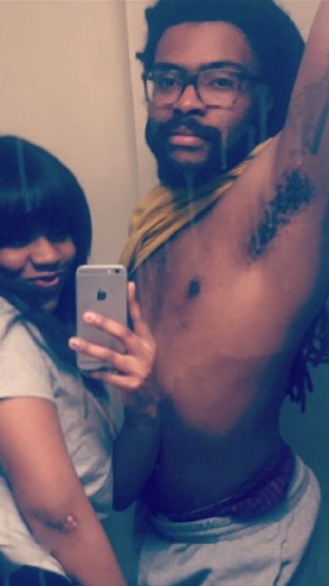 LilGOnTheTrack's tweet photo. Is it me or is this nigga looking like “BITCH I DONT REALLY WANT YOU” 😂😂😂😂😂😂‼️ #ItBeLike #IJustWannaFuck #NoRelationsAll2018 #Gotteemmmmm https://t.co/JKza8nbv00