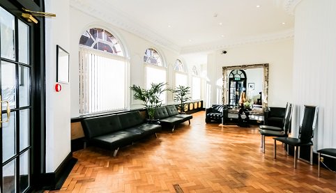 FirstBaseLondon's tweet photo. Easter is finally here! Perfect time to get your business going from home to professional with a new office space in one of our beautiful London locations. @FirstBaseLondon #servicedoffices #officeslondon #firstbase https://t.co/jbWC5U0PyA