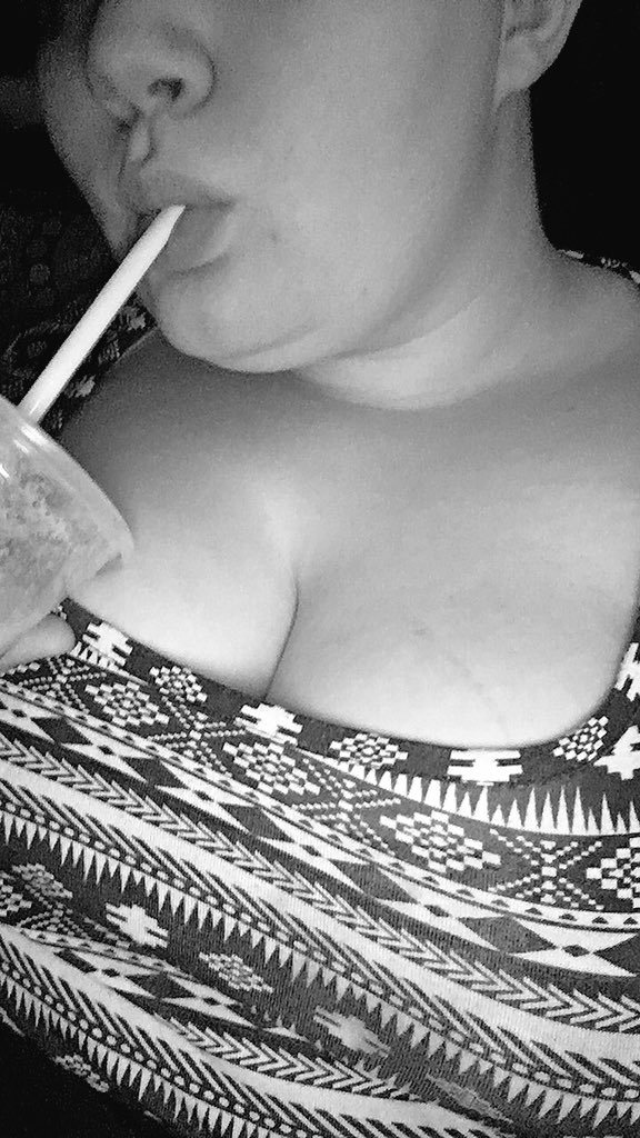 MLuxurykiller's tweet photo. Which of you worthless pigs are going to please this queen? #findombrat #findom #Queen #obeyme #serveme #paypig #blackmail #paypiggies #paypigswanted #payme #humanATM #tribute https://t.co/Xtgytr1D4x