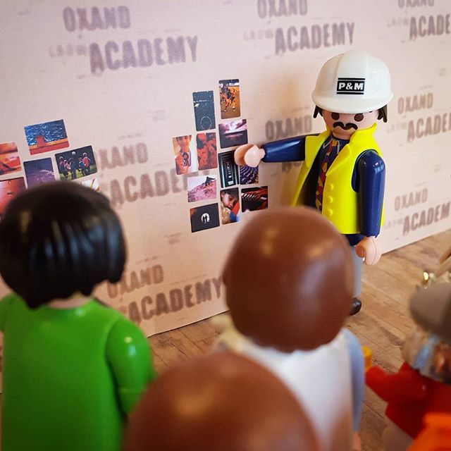 OxandAcaCrew's tweet photo. Never underestimate the power of #associative #brainstorming
.
.
.
.
.
#OxandAcademy #gamebasedlearning #playful #learning #training #education #assetmanagement #assetageing #riskmanagement #association #brainstorm #team #session #toystagram #playmobil #… https://t.co/Z8W9hc22PJ https://t.co/VJajKceoxk