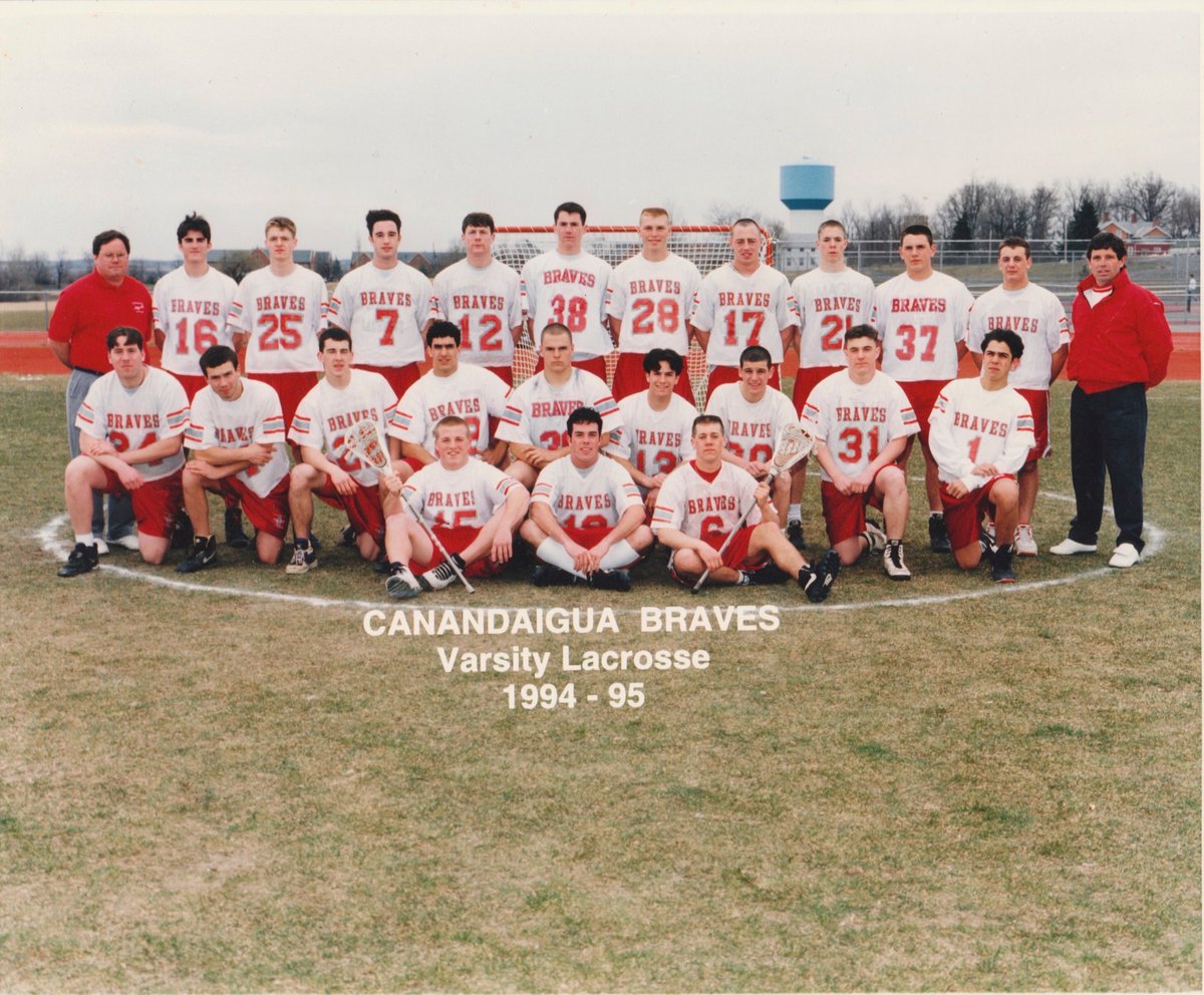 CA_LAX_YORK's tweet photo. Went to Miami over Feb. break. My buddy told me one guy on the street owned a chainsaw he borrowed after storms. Of course he is a former BRAVE who shared this great pic with me. What a team! Good seeing you Jordie! @j_olivella https://t.co/StYiGW4BDN