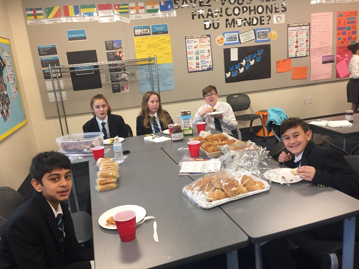 On mange le petit déjeuner!