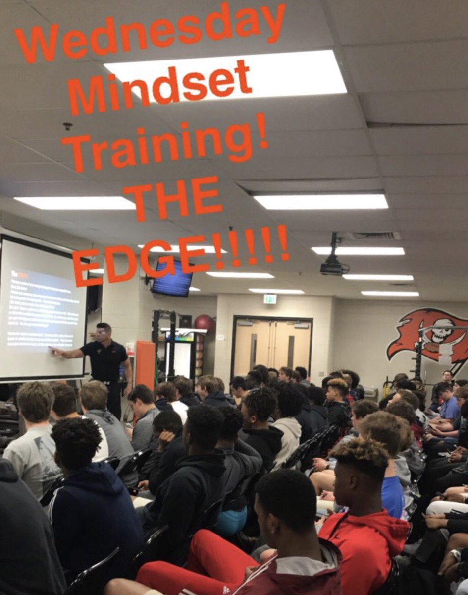 JoshNiblett's tweet photo. Mindset Wednesday. The Edge. Talent is a gift, Elite behavior is a choice! Breakthrough today. #elitebehavior>talent @Focus3_Team @BucsFootball @briankight https://t.co/Y7XIKBoB0G