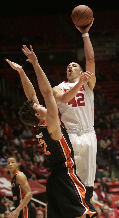UtahMan1850's tweet photo. OTD 3/7/2013, @jaywash42 had 15 points in a 72-61 @UtahMBB win over Oregon State. Washburn became the 35th player in school history to top 1000 career points. https://t.co/wOGHE7byyO
