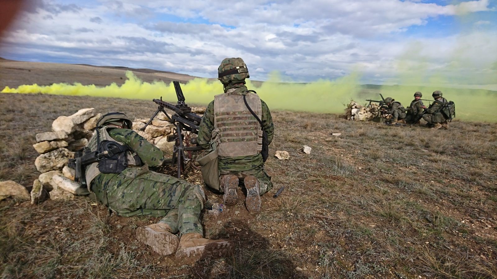 DXshhf0XcAYrc4g.jpg:large