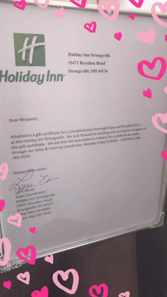 PMAshows's tweet photo. Prize Alert! WOW, thanks Deb from the Holiday Inn Strongsville for the generous gifts!  They are giving two away during the bridal show this Thursday! https://t.co/1TsWH8ug3U
