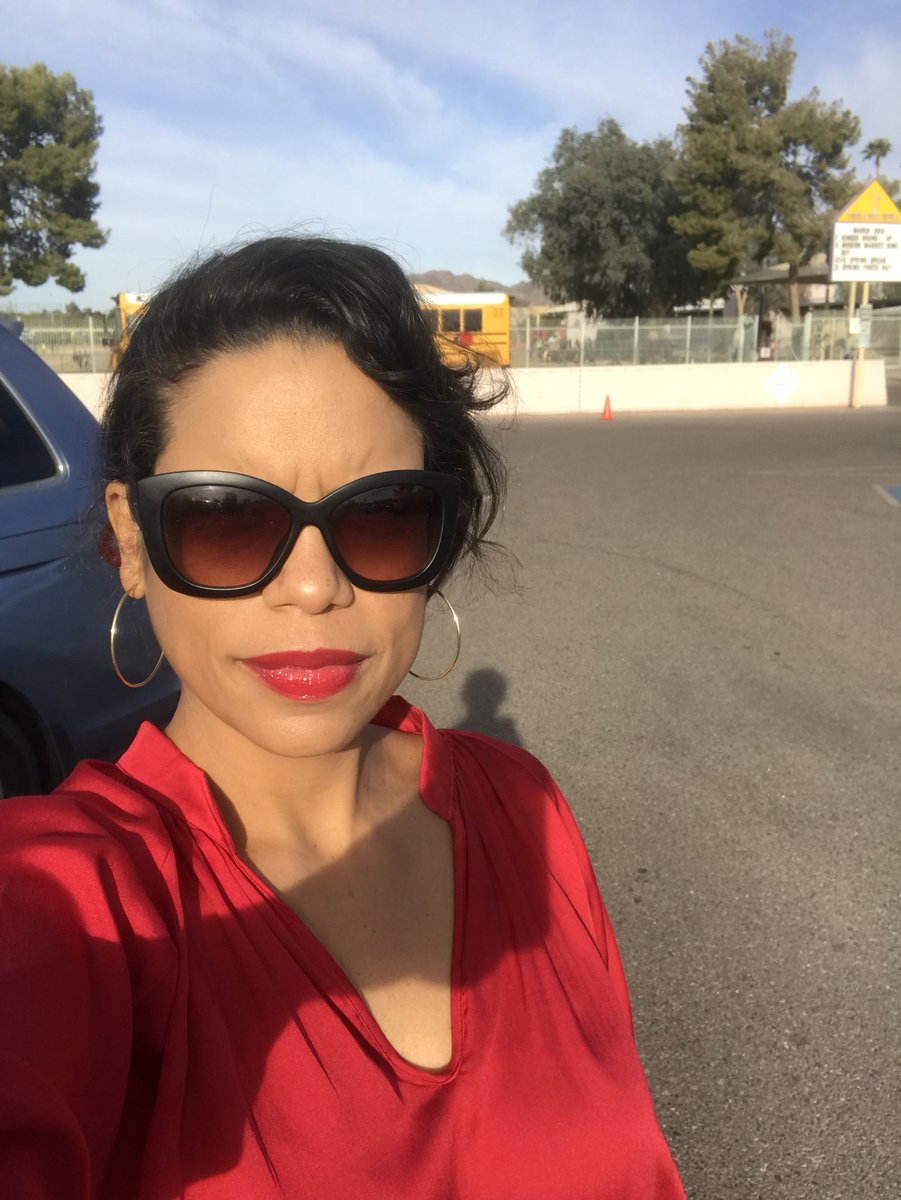 BilingualParrot's tweet photo. #RedForEd today in solidarity with AZ and West Virginia and all underpaid and under appreciated teachers of this country. In solidarity with the best teacher in the universe, my sister. Our teachers need better salaries, materials and training, NOT GUNS. https://t.co/zwmwjAdUDp