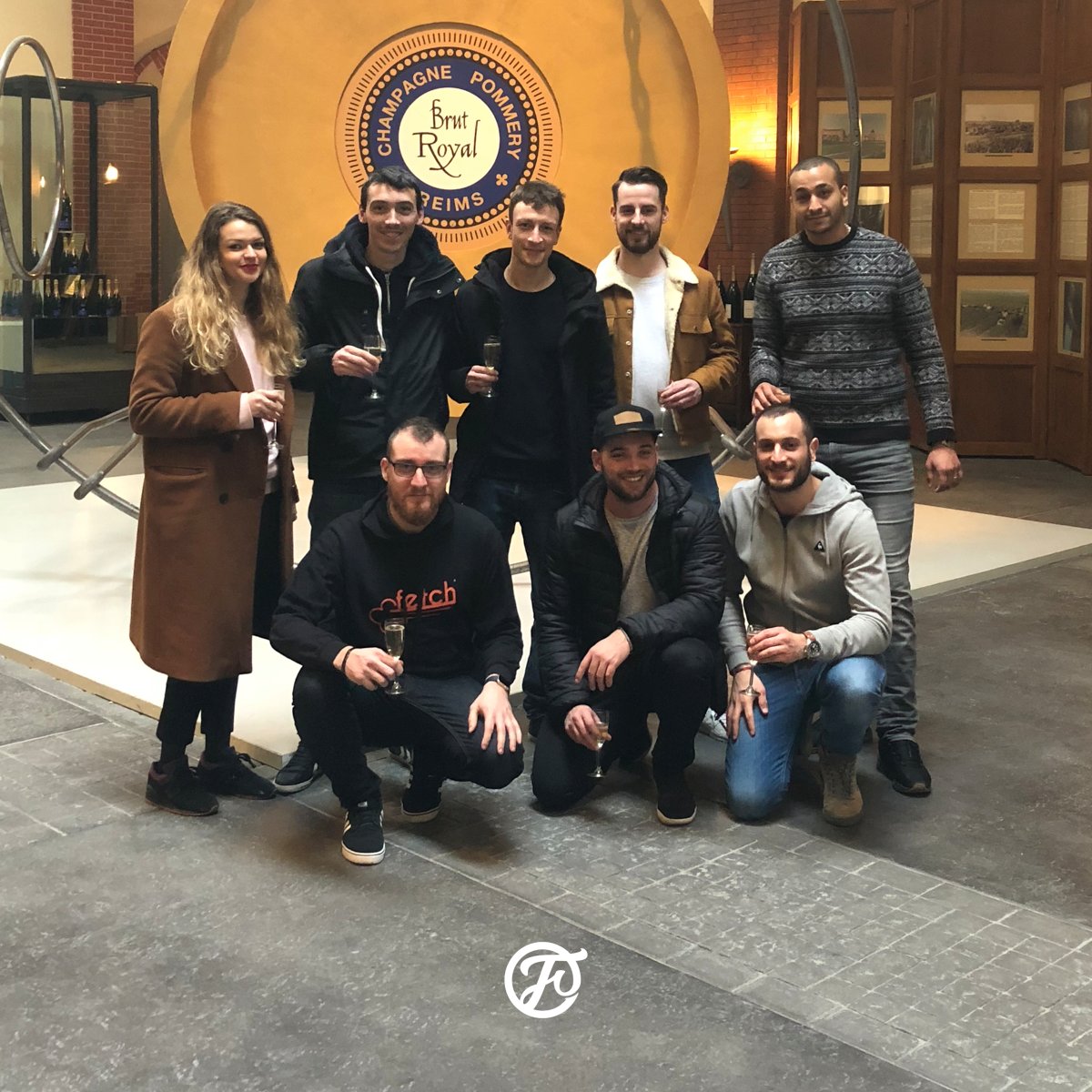 Fetchlivraison's tweet photo. Cette semaine, Reims voit la vie en orange ! Notre équipe de City Manager est en séminaire dans la ville du champagne. N'hésitez pas à leur faire un coucou 👋 https://t.co/Jhuo5a0nOb