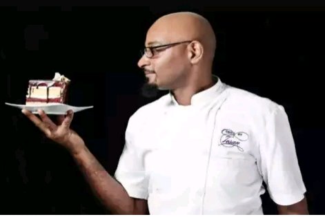 DEHNIS_'s tweet photo. @HarvestersNG will be having the presence of Tosan Jemide a cake maestro & creator of the tallest cake in Africa. He is the founder of the cake by Tosan group.@cakesbytosan #Harvestersskillacquisitionprogramstream2 #14thmarch #HSAP #Changinglives #Harvestersgbagada https://t.co/Ej03nblzoc