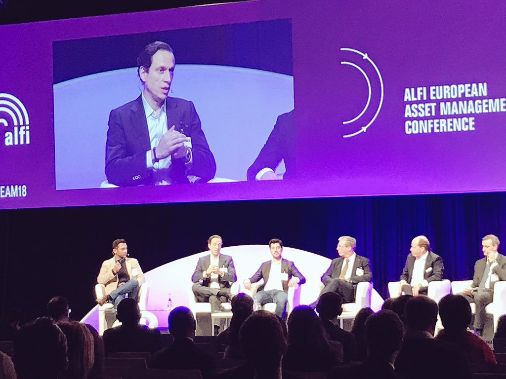 ProximusNXT_LU's tweet photo. #paneldiscussion #Fintech- Facts, Fiction and the Future @FrankRoessig #ALFIEAM18 @Luxexpo_The_Box https://t.co/Y2snbqirSG