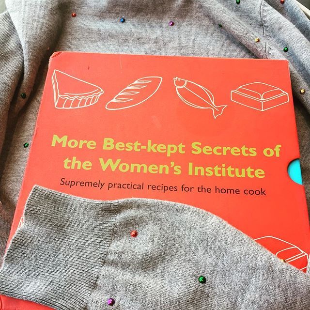 BeingMrsC's tweet photo. South London charity shop treasure #charityshop #charityshopfind #womensinstitute #iamwi #cookbook #wi #epig https://t.co/iPbBMuVaxo https://t.co/QkqBXVIT4S