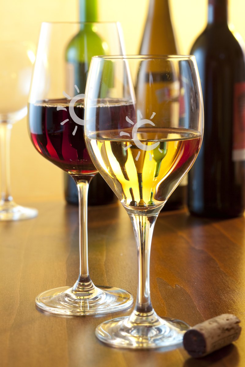 CarmelKitchenFL's tweet photo. It's Wine &amp; Unwind Wednesday! Stop in for 50% off bottles tonight. https://t.co/sM3pkh6WeU