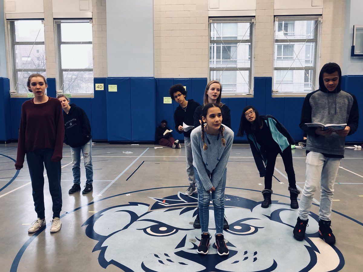 jenn_dare's tweet photo. So Long, Farewell by the Von Trapp children. #thesoundofmusic #tscipw @klemify @EmilySticco @klhill1 @The_School https://t.co/ux9PhTaWvu