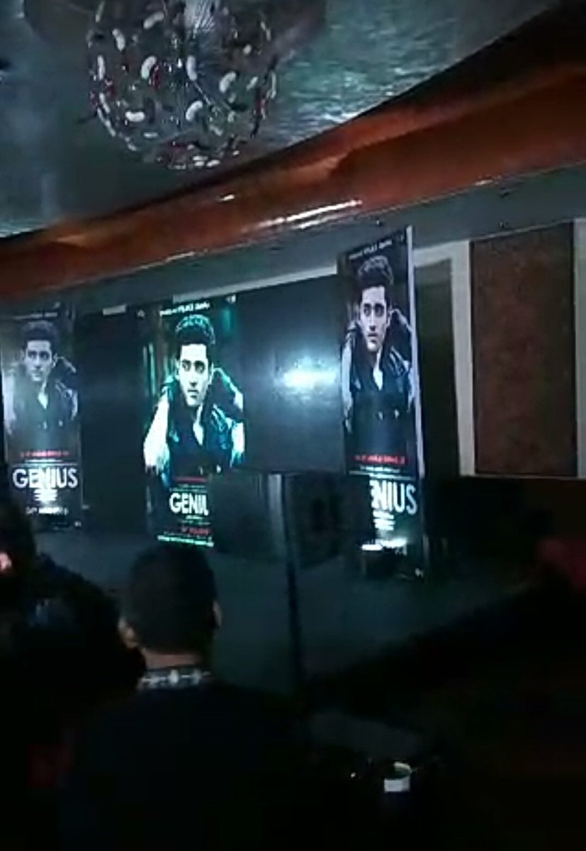 QueenAnanya_P's tweet photo. @iamsunnydeol will be arriving any minute to introduce #Utkrash and ishita! #sunnydeol #genius #kavach https://t.co/WJamco3sVS