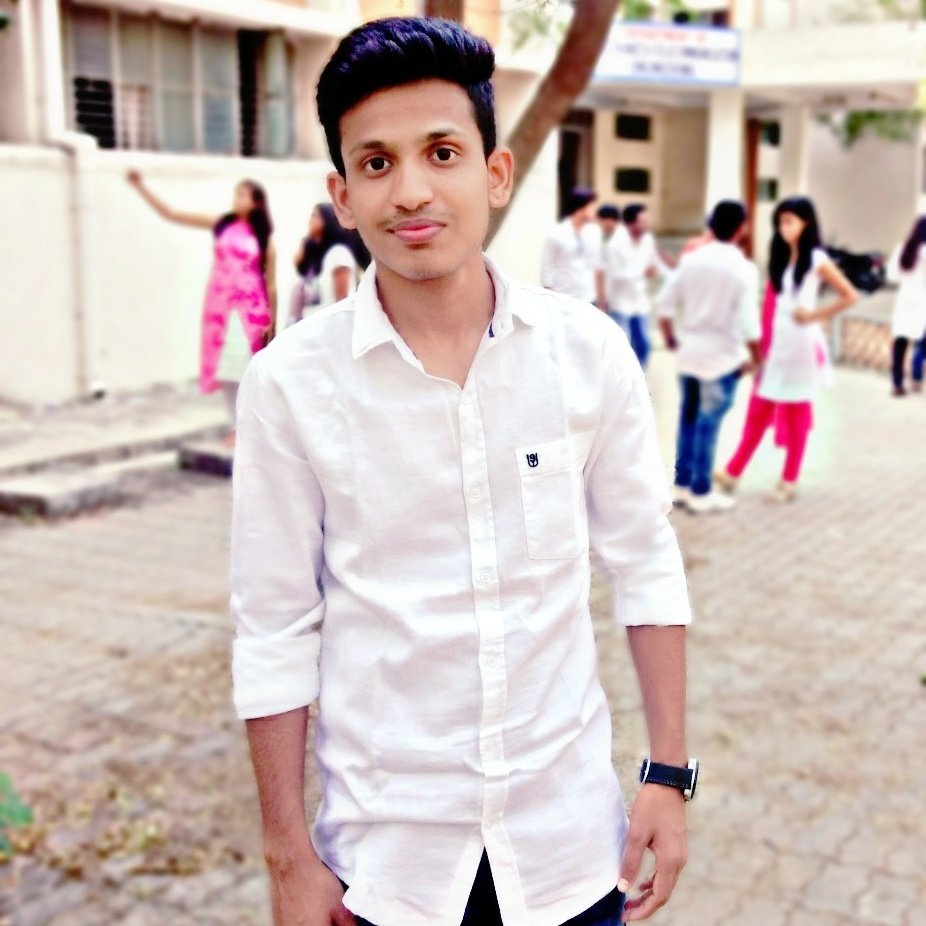 ShrinathDhote's tweet photo. @Govt.polytechnic Amravati #Convocation2k18 https://t.co/Tn43IY7mmJ