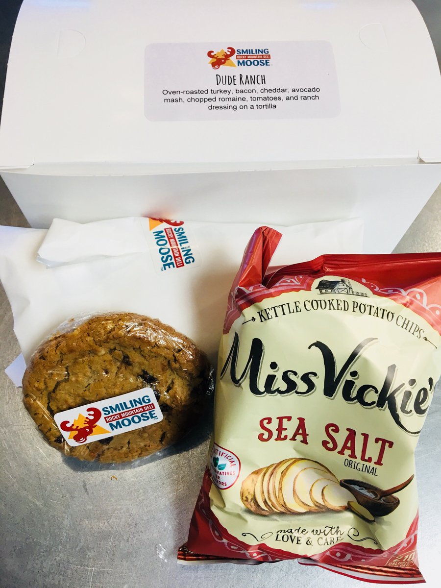 FargoMoose's tweet photo. Busy week of boxed lunches!  Have an upcoming meeting or event, we’d love to take care of your group!  

Email smilingmoosecatering@gmail.com for a catering quote! https://t.co/mNyKkrTB9U