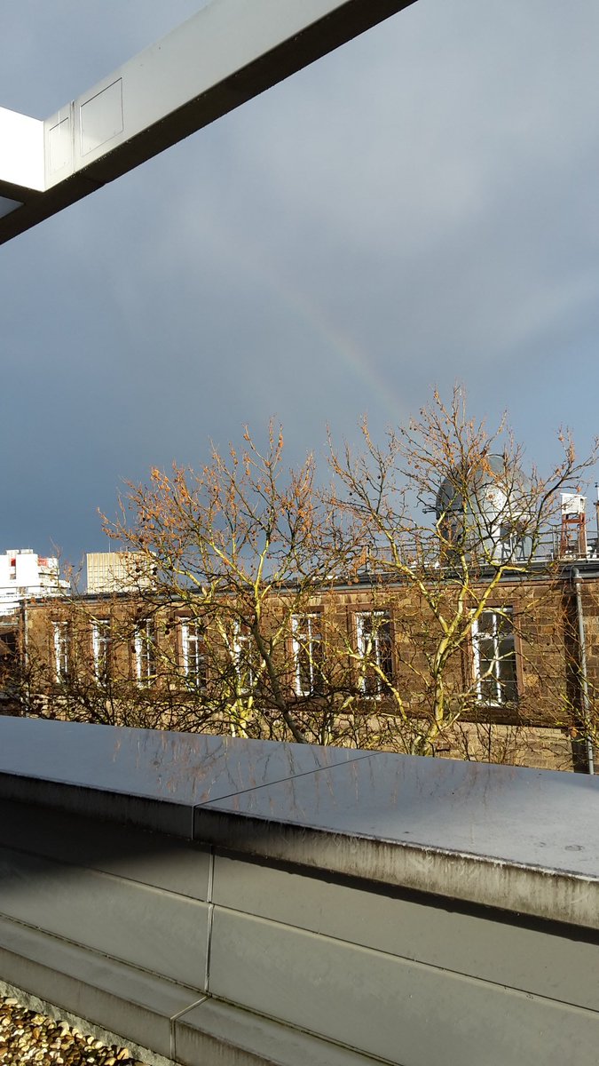 WMKstudium's tweet photo. Ganz kurz und ganz schwach #regenbogen #mathebau #Karlsruhe https://t.co/WCF81XELm6