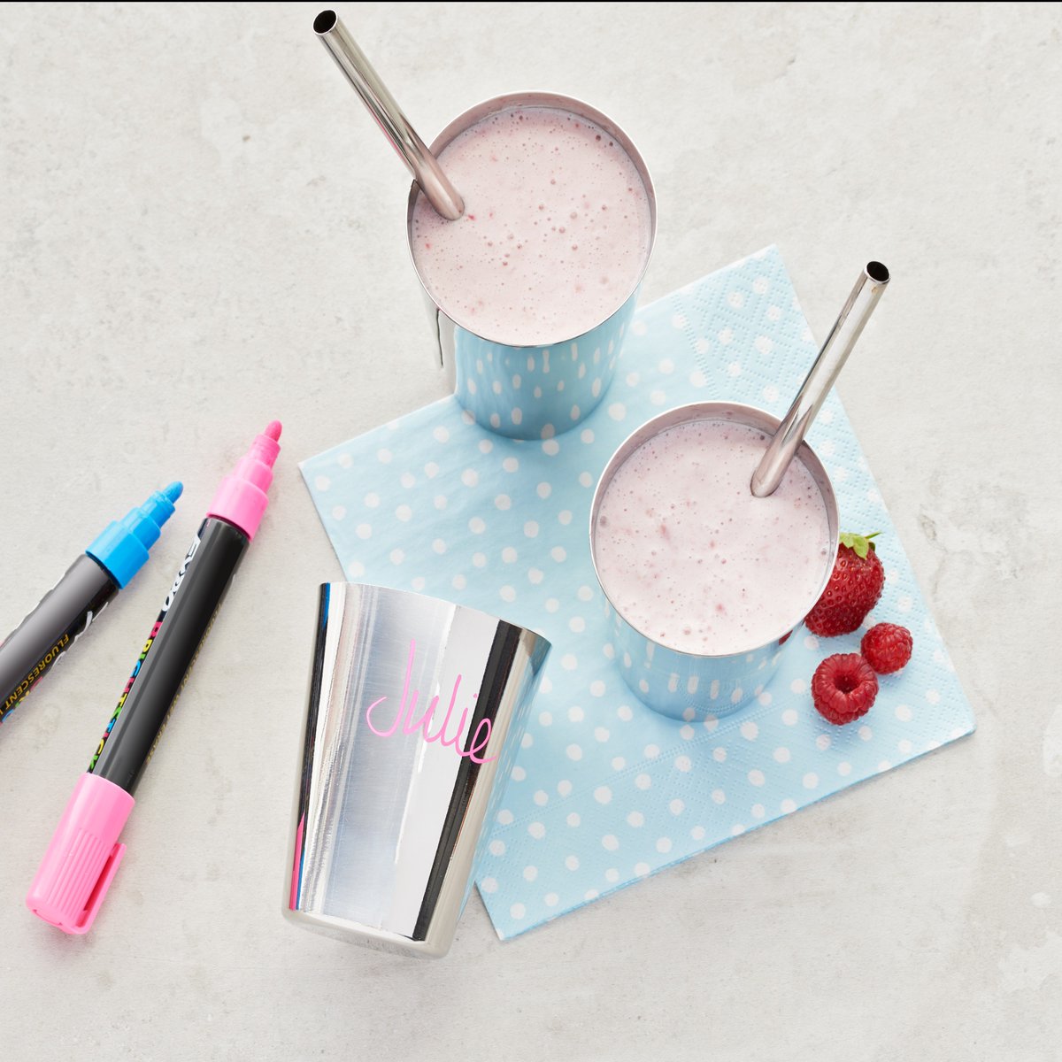 DalciniInc's tweet image. These kids are inspiring. They "get it"! Check out Canadian DALCINI™ Stainless steel straws. Saying NO to single-use straws and YES to dye-free, resin-free, sustainable stainless steel straws.  dalcinistainless.com #nomoreplasticstraws #notosingleuse #livebetter #sustainable