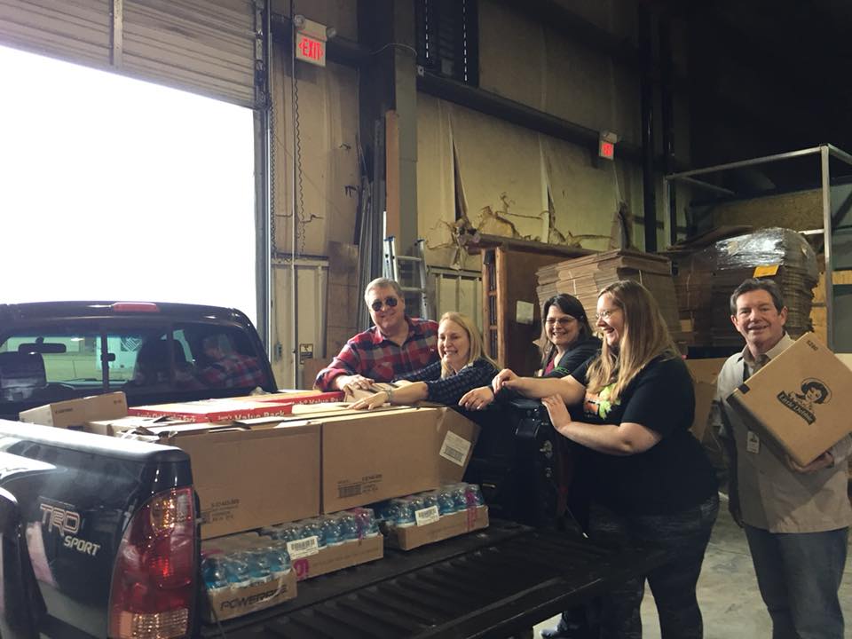 PlantDevelop's tweet photo. Here are Missionaries to Rural America, Kent and Judy Anderson, helping load product for New Life-Republic Church! We hope New Lifer’s have fun blessing thier community. Go Rural! https://t.co/wDkRMBfdxL