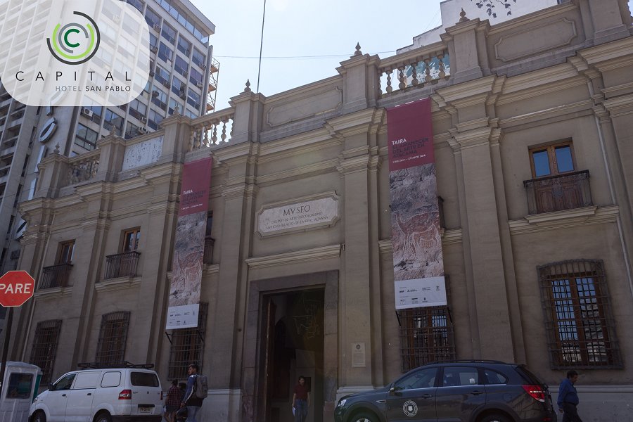CapitalHoteles's tweet photo. A solo pasos de Plaza de Armas de Santiago puedes encontrar el @precolombinocl, que alberga obras de arte únicas que demuestran la diversidad cultural americana. https://t.co/yqedfAsNhe