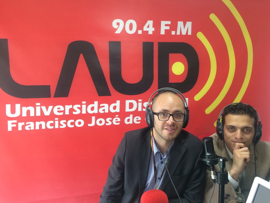 LaudEstereo's tweet photo. #UD Utilizando la tecnología BlockChain, que garantiza la transparencia del sistema y su integridad en las denuncias realizadas por la ciudadanía; estos jóvenes profesionales fueron los ganadores de esta Hackatón #AlimenData @redritaud @udistrital  https://t.co/sVhYA7CgGK https://t.co/JbyW8455Zo