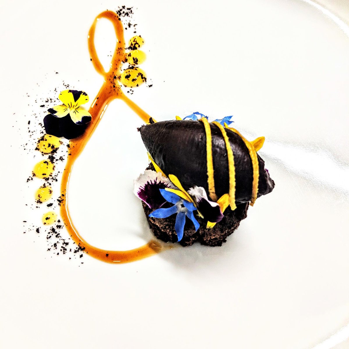 TheBestChefApp's tweet photo. Chocolate-Olive Oil-Coffee-Orange
By Chef Tommy Fitzback
The Best Chef App: https://t.co/OrLV8Y0SPP
Connecting The Culinary Industry!
#Chef #BestChef #TheBestChef #Mexico
#ChefNetwork #BestChefNetwork #TheBestChefNetwork
#chefapp #gourmet #instafood #finedining #culinarytalents https://t.co/Y8vlN5LKKM