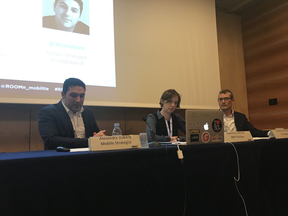 sdelbecque's tweet photo. Table ronde sur la réalité du #Mobile First. Avec @AlexJubien @SandrineJaegle et @Thomas_Husson #ROOMn2018 https://t.co/F1Wq2tcMWM