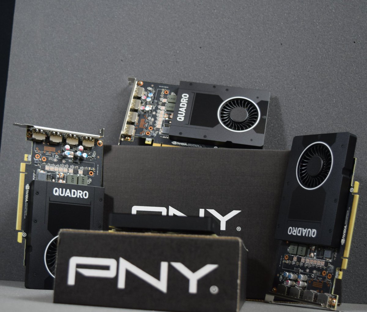 JNCSUSA's tweet photo. Quad Quadro's.
#PNY #Nvidia #Quadro #Quadtuplets #Quad #Quads
#PCMasterace #PC #PCMR
#Four #Cuatro #Quatre #Vier
#Nne #Chatur #Pedwar #See
#Quattuor #Tessera #Si #Arbaa https://t.co/Pmq18QfI3c