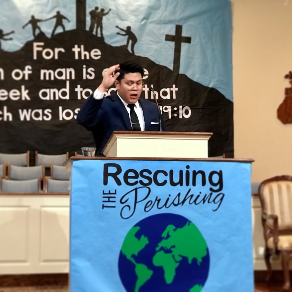 NebcOnline's tweet photo. Ministry training in action as John Denaga leads chapel music. #thenebc #nebc2018 #nebcchapel #workinginministry https://t.co/Wg5lUrOgXt