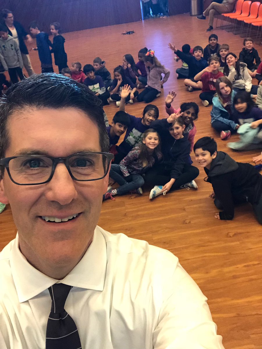 JeffJamFTW's tweet photo. About to teach #StormSchool at @fwmsh! https://t.co/bDCDTVW7FP