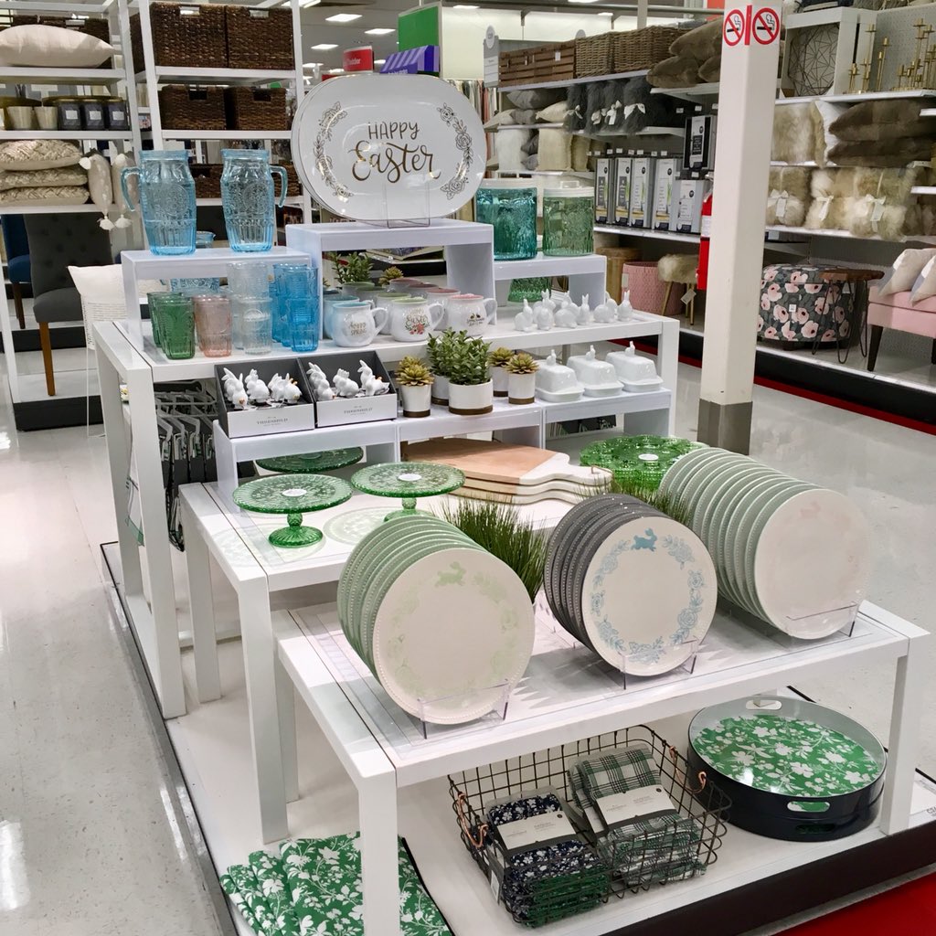 CarlingHale's tweet photo. We are ready for Spring Break & SXSW in Home Decor at #T1542.
#targetstyle #targetvml
@Robert0928 @ChristinaSafady https://t.co/vzhojZ92UV