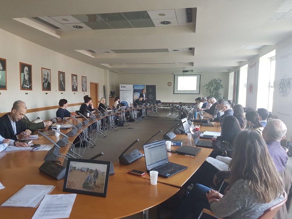 marius_niculae's tweet photo. #MadeinDanube first year review. Check out tbe project’s website to learn more about eco-innovation &amp; bio-economy in the #Danuberegion https://t.co/JGNRb9jatM #interreg, @Made_in_Danube @Interreg_Danube #SmartSpecialisation https://t.co/Us472vQ3Iq