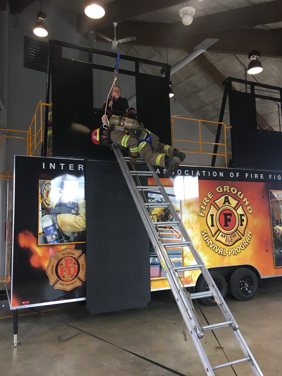Torian_Built's tweet photo. Fire Ground Survival Training. https://t.co/7dorqS6Bwq