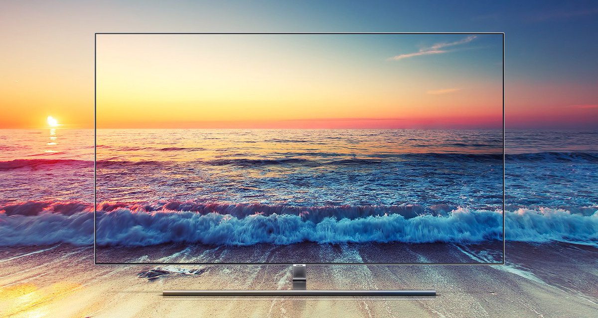 LanceUlanoff's tweet photo. Looks like Samsung has some new QLED HDTVs coming this month. Yes, they have Bixby and an interesting Ambient Mode that reminds me of their Galaxy S phone's always-on displays. https://t.co/aoNgLMGuYU https://t.co/DUOn0SC72j