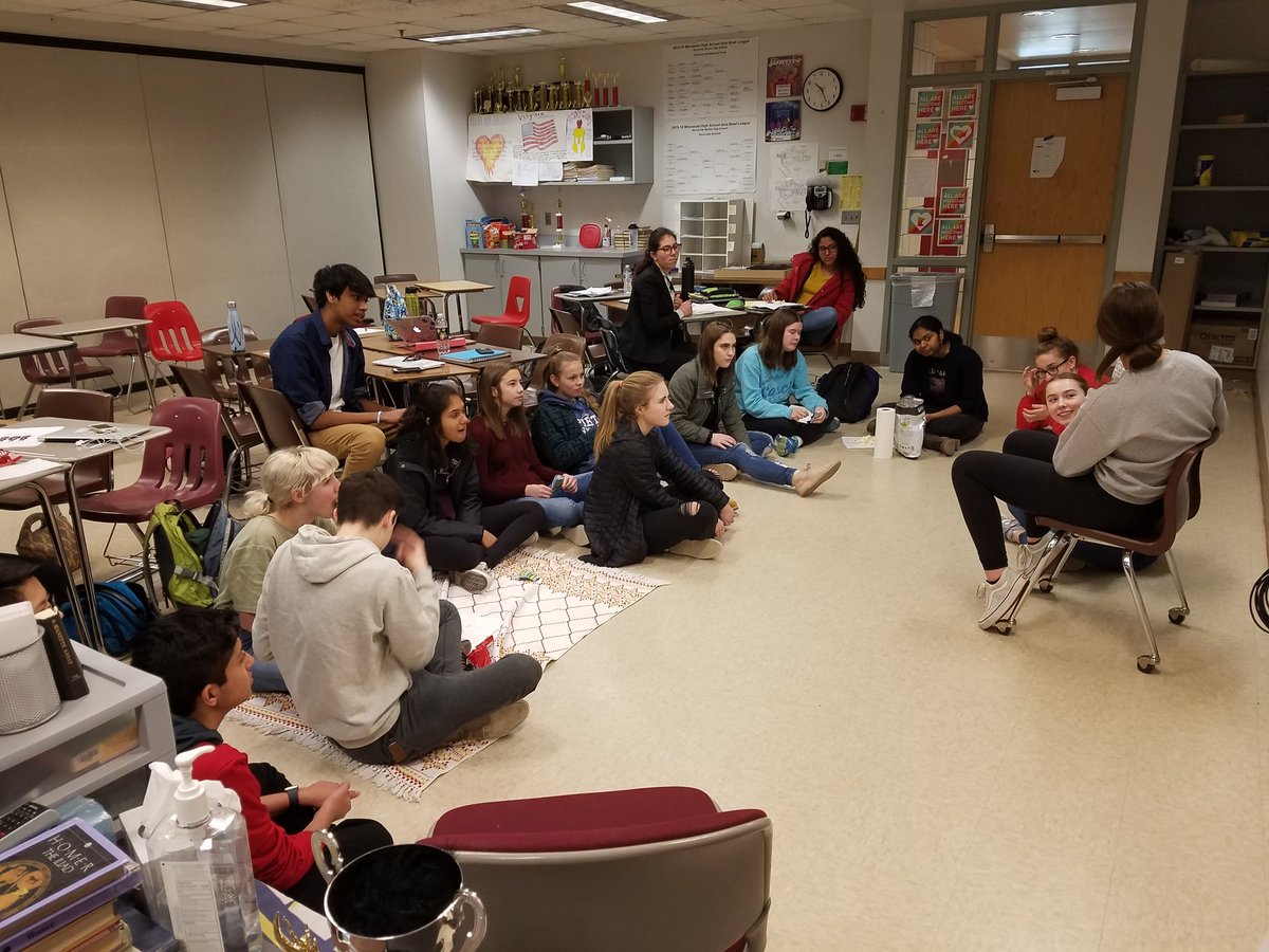MsJacksonEPHS's tweet photo. Today, students are sharing fairytales they created. Creative student-designed task, student-designed rubric, AND snacks? Does it get any better than this?! #ephsinspire https://t.co/FQsNGrsYyL