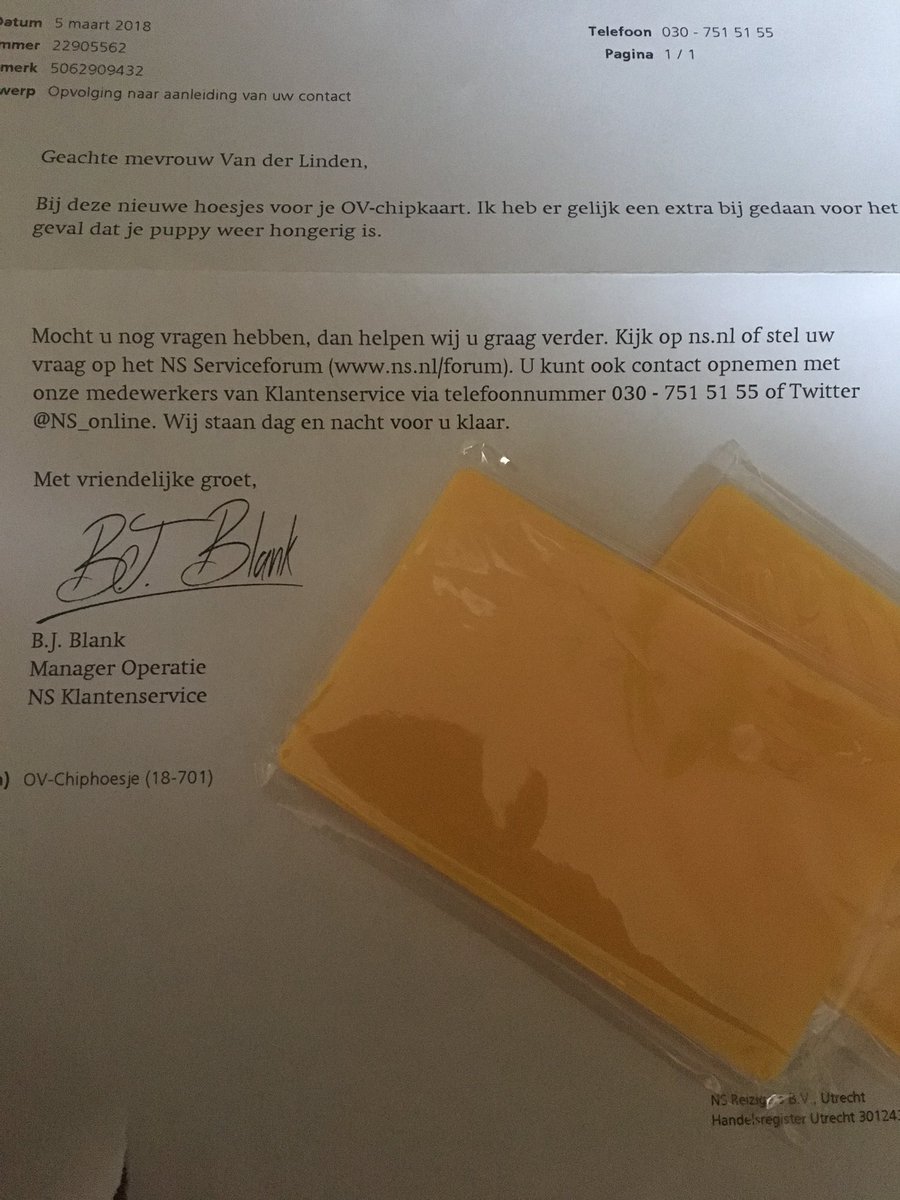 deetjeh's tweet photo. Haha. Dat is leuk thuiskomen. Super service van @NS_online . Bedankt, ook namens de 'hongerige pup' 😂👍🏻 https://t.co/coKrVC1JBL