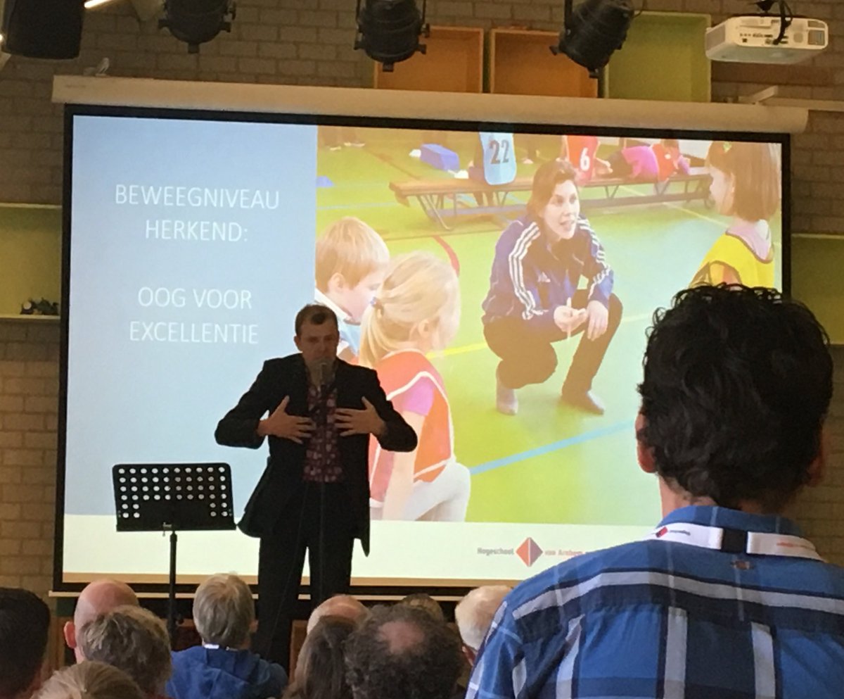 Mooie bijeenkomst op <a href="/HANSportBewegen/">HAN Sport en Bewegen</a> over de HAN-beweegtest als methode om kinderen beter te leren bewegen. Beter bewegen=meer plezier in bewegen=basis voor een leven lang bewegen!