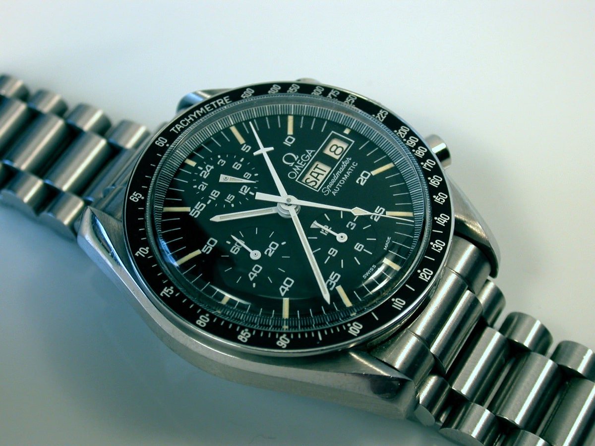 Justwatchthings's tweet photo. The Omega Speedmaster 376.0822 nicknamed “Holy Grail”.
•
•
#watch #swisswatch #timepiece #luxury #luxurywatches #luxurytimepieces #fashion #watchesonsocialmedia #dailywatches #watchesoftheday #watchporn #onlinewatches #watchesformen #watchesforwomen #rare #rarewatches #Omega https://t.co/n3MwGW7bHL