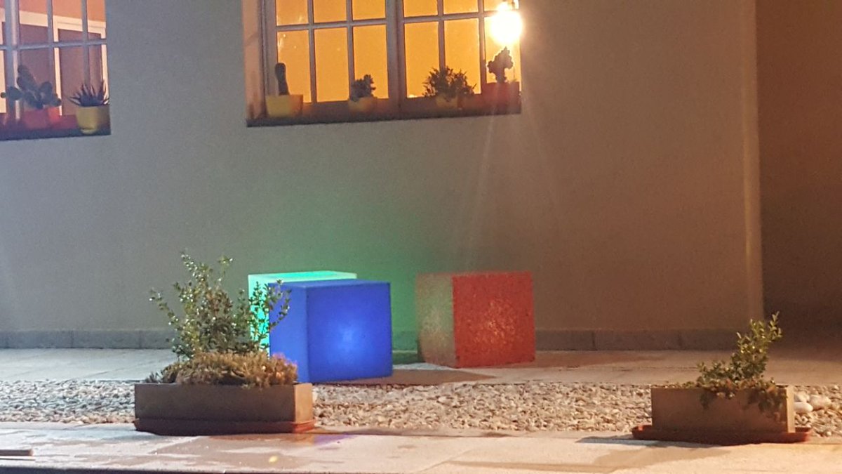 BrunacciOK's tweet image. 🚛💨💨 Estás preparando tu fiesta o evento? Pensá en Brunacci, alquiler y venta de #mobiliarioLED.

Por consultas:
📱 3471-618709
📩 info@brunacci.com.ar
🌎 brunacci.com.ar