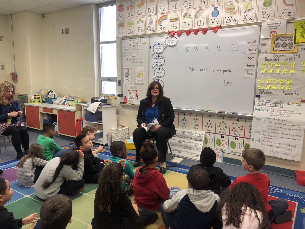 Another great guest reader for our One School, One Book! Stone Fox! Thanks Dr. McWilliams for joining in our reading week fun! <a href="/PawtucketSup/">Patti DiCenso</a> <a href="/TheValleyBreeze/">The Valley Breeze</a> <a href="/PawtucketPL/">Pawtucket Library</a>