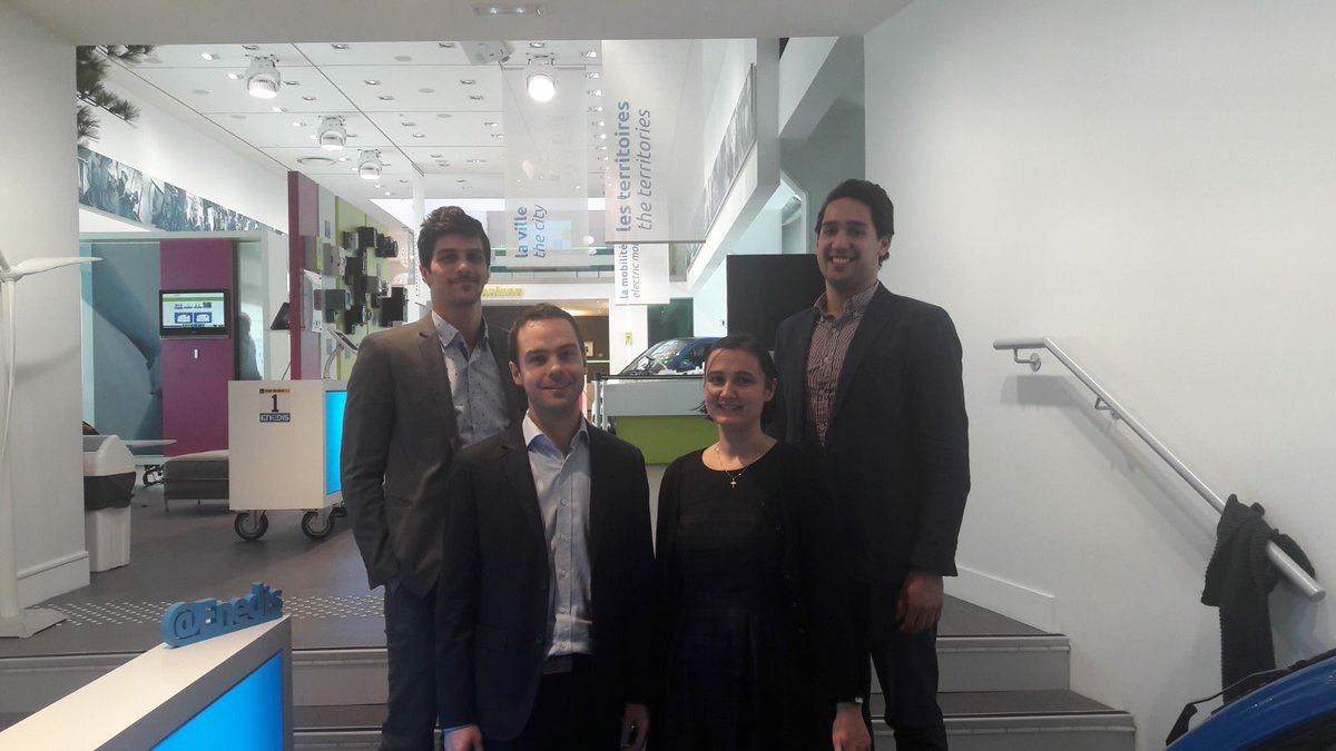 Yele_Consulting's tweet photo. Hier, visite de l'équipe au showroom de Grenelle. Au programme présentation des avantages @CompteurLinky  et implication d' @enedis  dans la #MobilitéElectrique. @GDardel1 https://t.co/XYqF5z2Paz