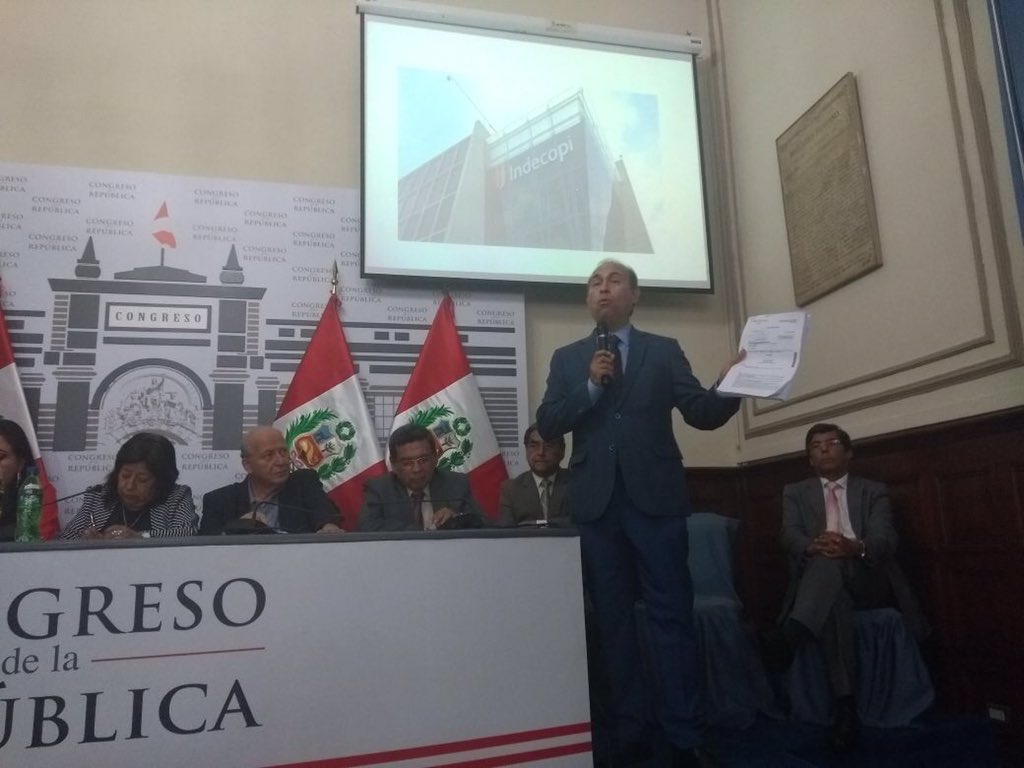 CrisoCaceres's tweet photo. En el @congresoperu @ASPECPERU anuncia que @IndecopiOficial admitió su denuncia contra Coca Cola por etiquetado engañoso. La empresa tiene 5 días para contestar. https://t.co/XlNY8VVfhf