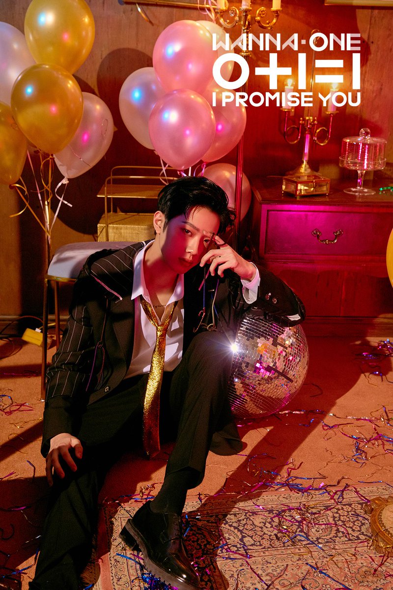 itswinkyjihoon's tweet image. Dear Mr. Kang and Mr. Lai
Kindly fix your ties and buttoned up your polo nicely, so Wannables will not suffer from Heart attack. Thank you for you kind consideration. 

Sincerely, Jeh 
A wannable. 

#WANNAONE  #BOOMERANG  #NightVersion #WannaOneIPU #워너원 #약속해요