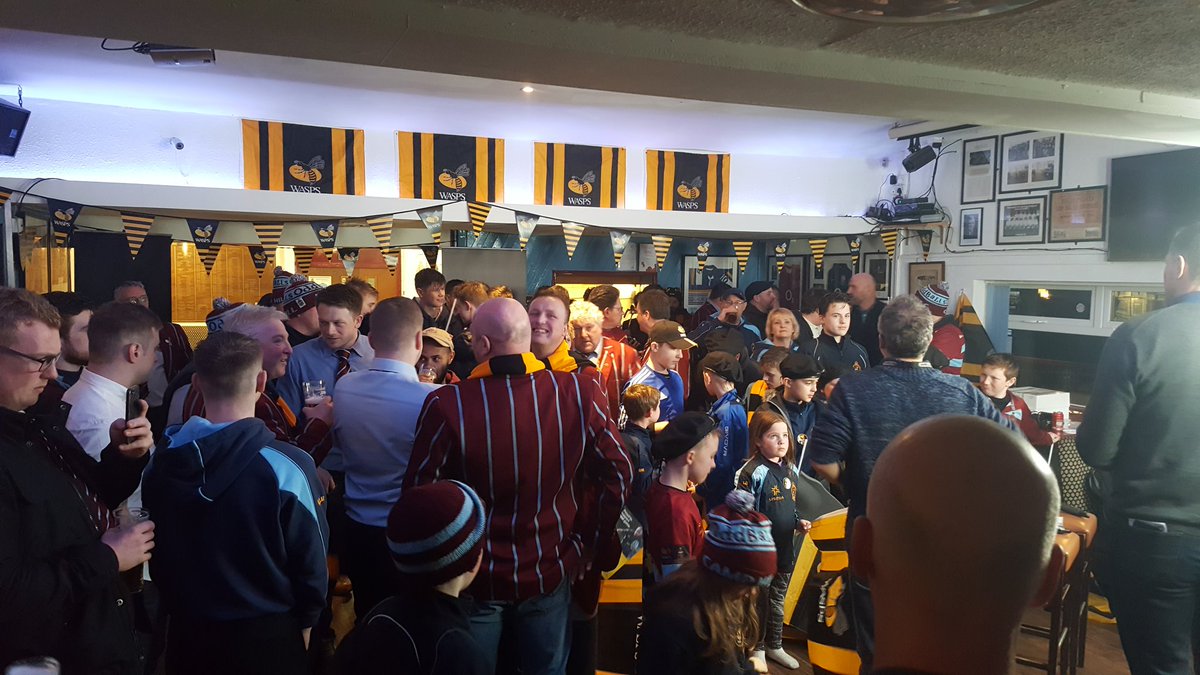 CampHillRugby's tweet photo. .....@btsportrugby @MartinBayfield @dallaglio8 @cruse_dog2 @WaspsCommunity @WaspsRugby .....are ya feeling nervous yet? WELL ARE YA!! #HowDoYouEatYourPudding #ForzaCamps https://t.co/eK0rFDA3kS