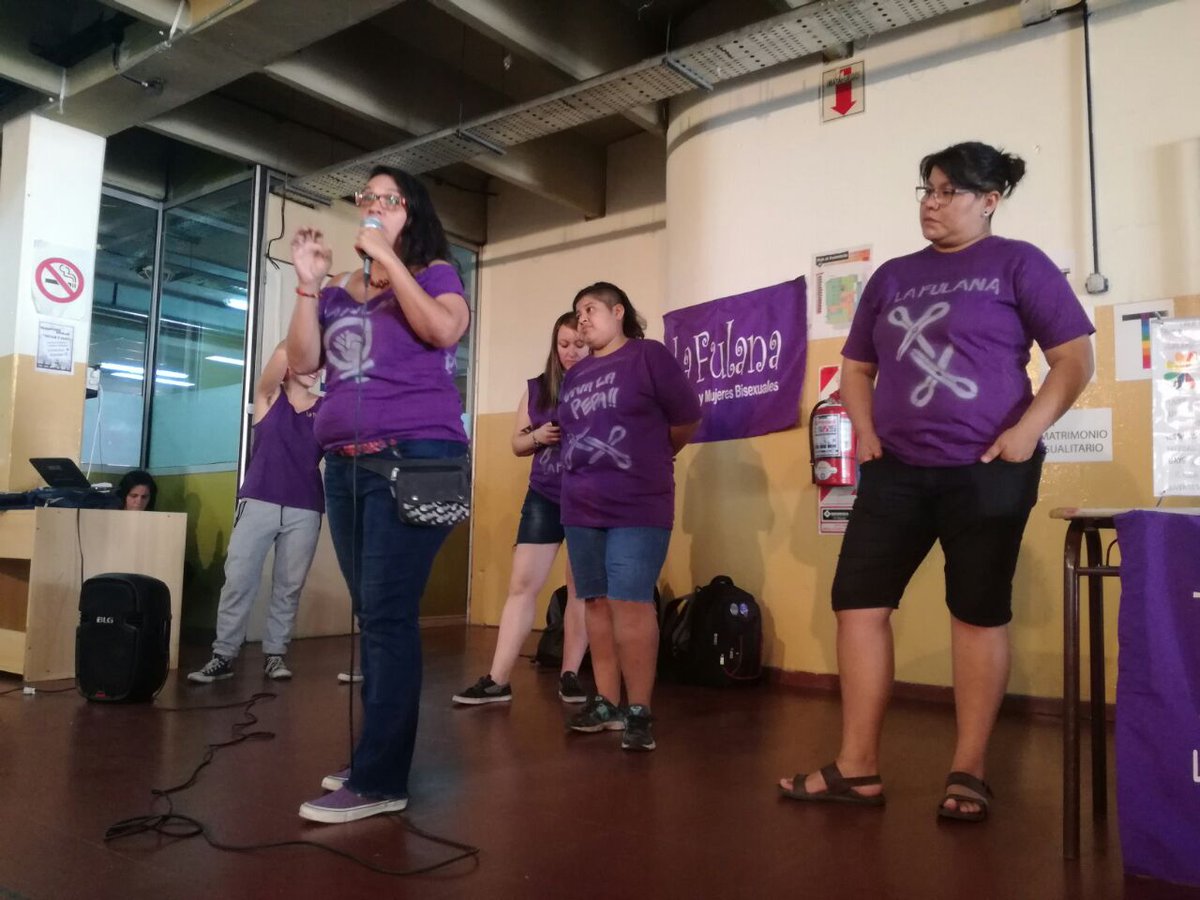 PyDCEN1's tweet photo. #HOY Muchisimas gracias a las compañeras de La Fulana por venir a hablar sobre la visibilidad lésbica recordando a la compañera Pepa Gaitan #PepaPresente #DiaDeLaVisibilidadLesbica. https://t.co/O1bD5WqwX4