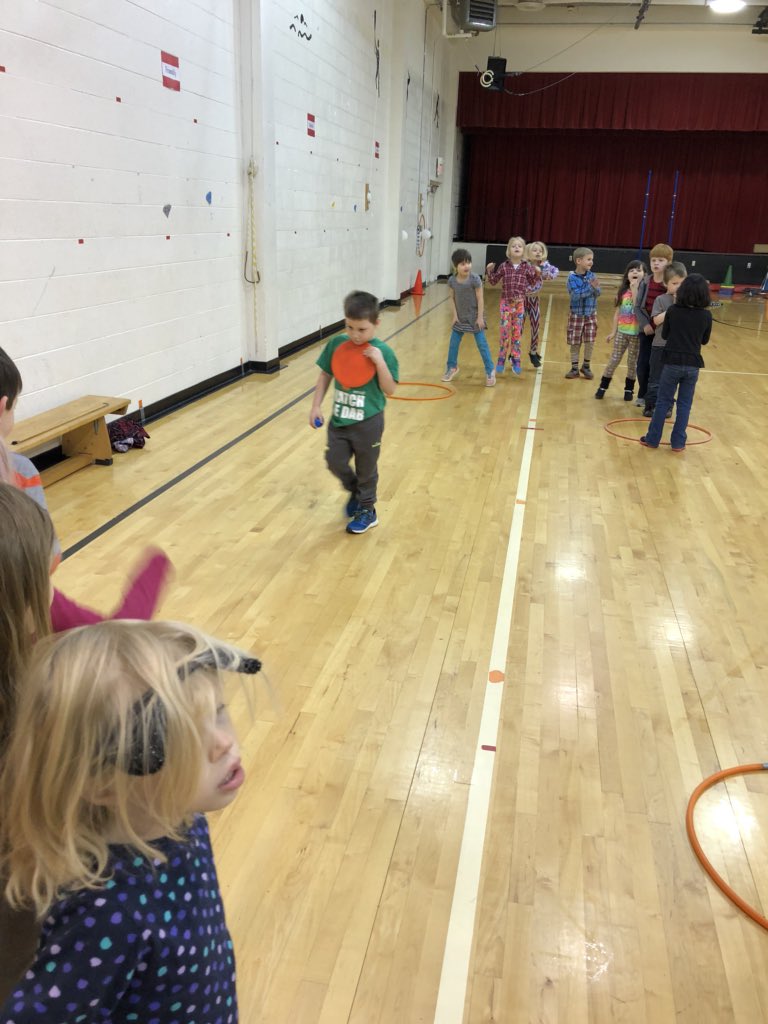 MrCroftsClass's tweet image. Thanks for the leadership @MsFuquasClass our @LindenLion #ReadAcrossAmericaDay #DrSeussDay was a blast all over the building #orsrocks 
Warning parents: backpacks may contain slime